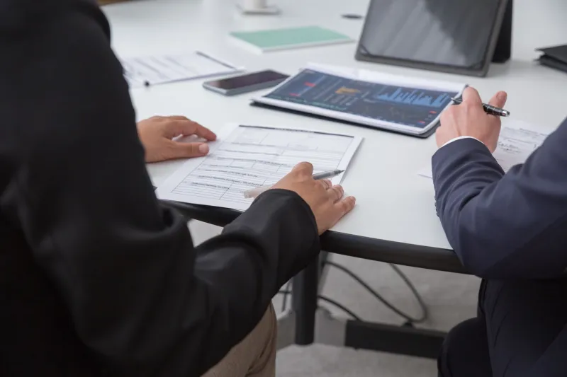 Counting the Wrong Things: Why Enterprise Workspace Metrics Are Failing Your Business Strategy